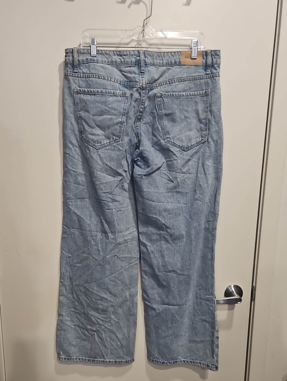 RSQ Light Blue Low-Rise Baggy Jeans 30x30 - Picture 3 of 8